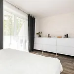 Alure Residences 1 & 24h Self Check-in, Free Parking In Front Of The Building, New Building, Terrace, Cafe With Breakfast In The Building, Next To The Aqua Park Apartman Besztercebánya