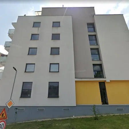 Alure Residences 1 & 24h Self Check-in, Free Parking In Front Of The Building, New Building, Terrace, Cafe With Breakfast In The Building, Next To The Aqua Park