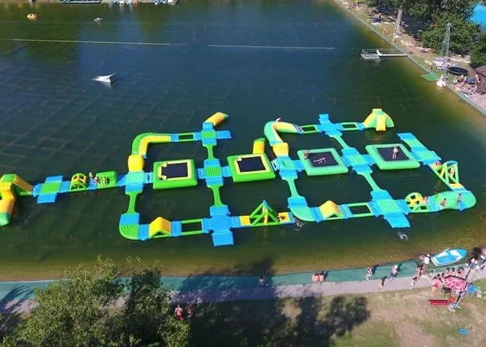 Alure Residences 1 & 24h Self Check-in, Free Parking In Front Of The Building, New Building, Terrace, Cafe With Breakfast In The Building, Next To The Aqua Park Banska Bystrica